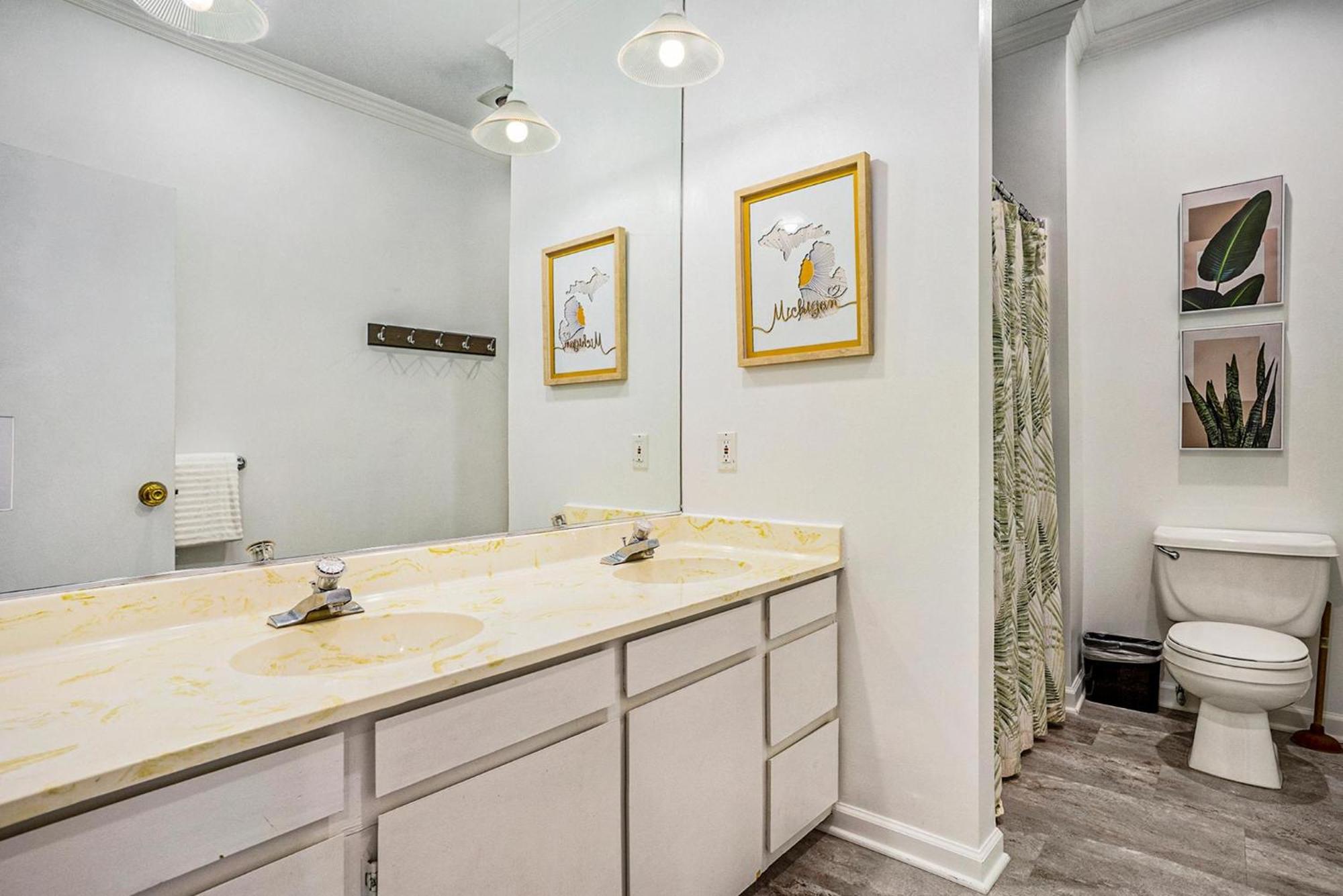 סאוגטוק Riverside Suites - Unit B מראה חיצוני תמונה